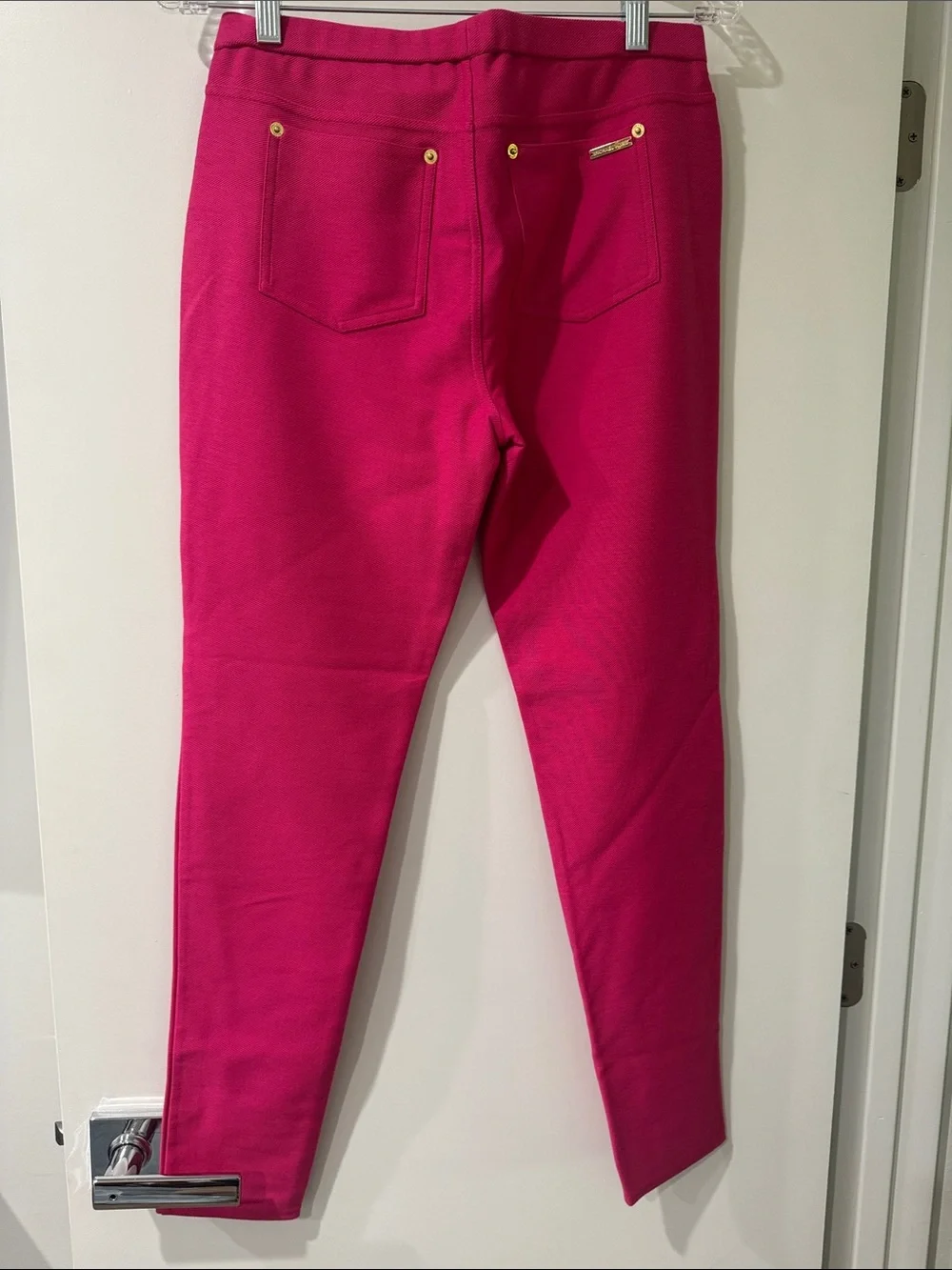 Michael Kors Bright Pink Ponte jeggings with Gold Accents B15